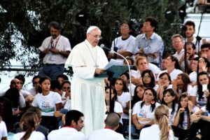 papa francesco giovani cagliari